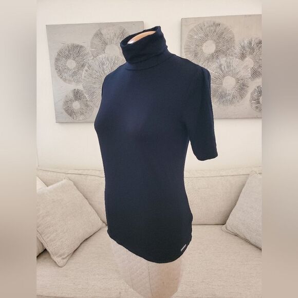 Michael Kors Mock-Neck Solid Jersey Top - size Medium in Black - Picture 5 of 12